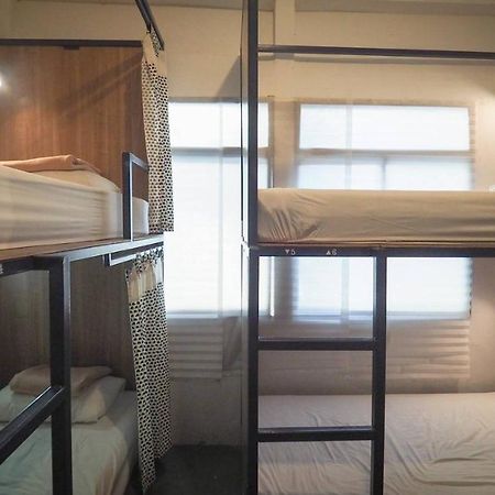 I-Sleep Silom Hostel Μπανγκόκ Εξωτερικό φωτογραφία